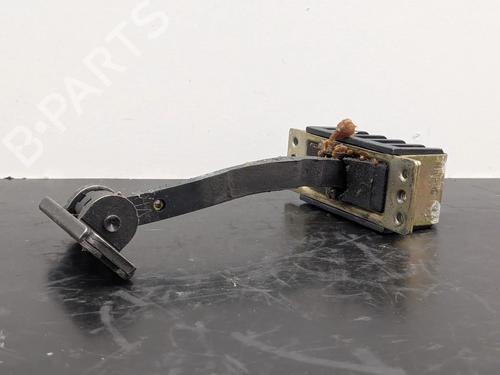Used Hinge/Door check strap Hinge/Door check strap 39515270 39515270