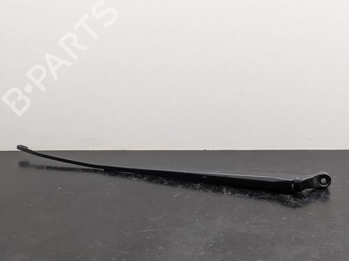 Used Front windshield wiper arm Front windshield wiper arm 39536156 39536156