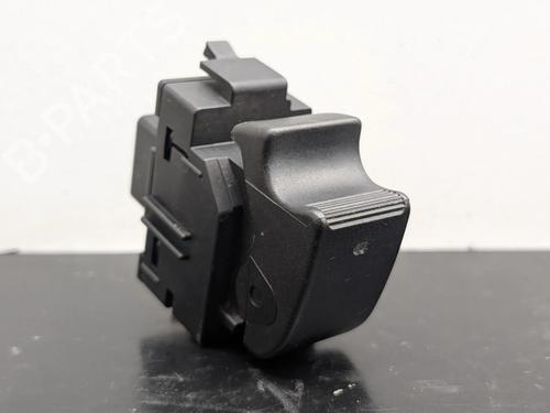 Used Right rear window switch Right rear window switch 39565272 39565272