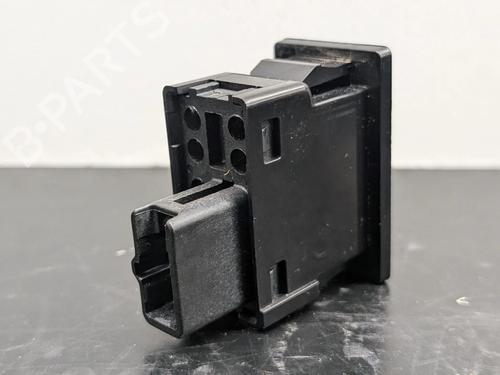 Switch TOYOTA COROLLA (_E12_) 1.4 VVT-i (ZZE120_, ZZE120R) | BP39565273I30 - Image 4