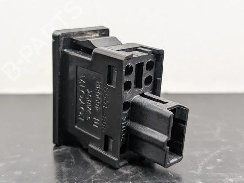 Switch TOYOTA COROLLA (_E12_) 1.4 VVT-i (ZZE120_, ZZE120R) | BP39565273I30 - Image 3