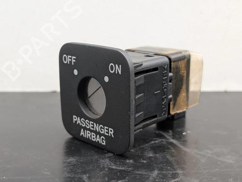 Switch TOYOTA COROLLA (_E12_) 1.4 VVT-i (ZZE120_, ZZE120R) | BP39565276I30 - Image 2