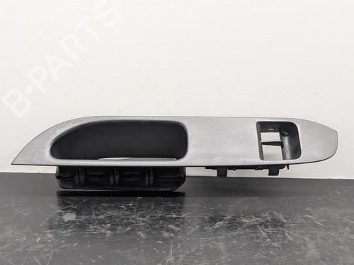 Used Door moulding trim Door moulding trim 39612562 39612562