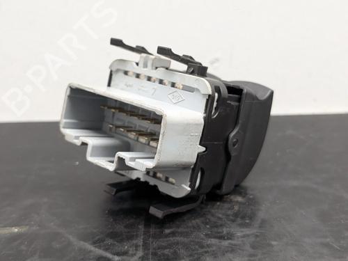 Left front window switch RENAULT CLIO III (BR0/1, CR0/1) 1.2 16V (BR02, BR0J, BR11, CR02, CR0J, CR11) | BP39637078I27 - Image 3
