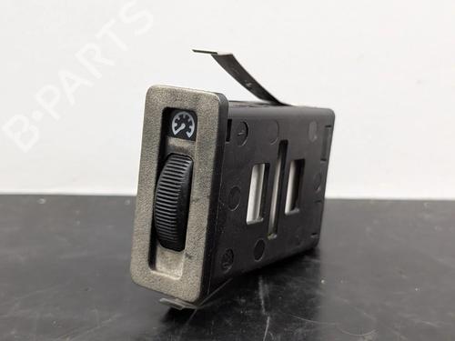 Headlight switch BMW 3 (E36) 318 tds | BP39685886I24 - Image 2