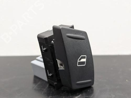 Højre bagtil elrude kontakt Højre bagtil elrude kontakt SKODA OCTAVIA II Combi (1Z5) 2.0 TDI 16V (136 hp) 39729372 39729372