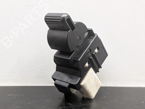 Used Right rear window switch Right rear window switch TOYOTA LAND CRUISER 90 (_J9_) 3.0 TD (KZJ90, KZJ95) (140 hp) 39886210 39886210