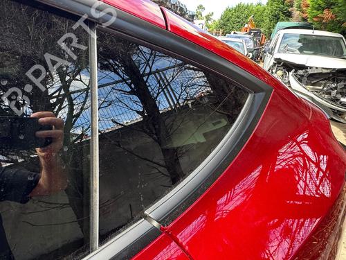 Vetro fisso posteriore sinistro Vetro fisso posteriore sinistro TESLA MODEL Y [2025-2026] 39890961 39890961
