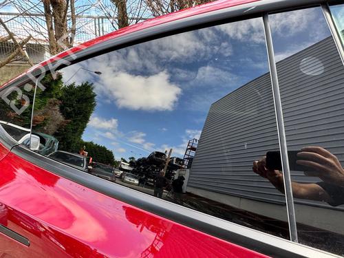 rear-right-door-window-tesla-model-y-2025-39890958 main image