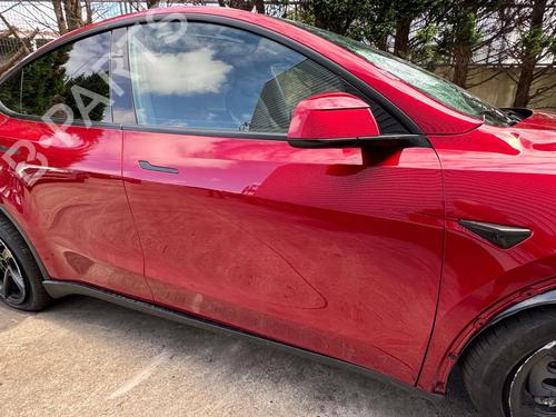 right-front-door-tesla-model-y-2025-39890955 main image