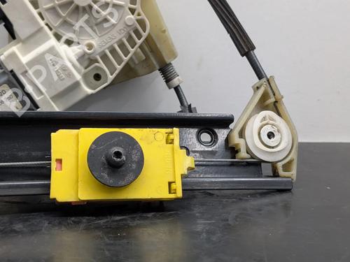 Front right window mechanism AUDI A6 C6 (4F2) 2.0 TDI | BP39890972C23 - Image 2