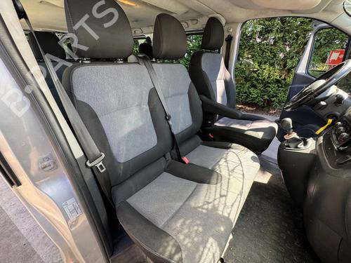 Sæde højre fortil Sæde højre fortil OPEL VIVARO B Bus (X82) 1.6 CDTI (06) (125 hp) 39901238 39901238