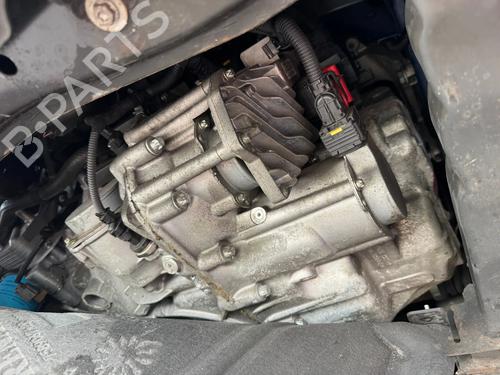 Gearkasse Gearkasse RENAULT MEGANE IV Hatchback (B9A/M/N_) 1.6 TCe 205 (B9MV) (205 hp) 39903775 39903775