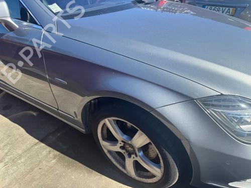 right-front-fenders-mercedes-benz-cls-c218-2011-2012-2013-2014-2015-2016-2017-39929809 main image