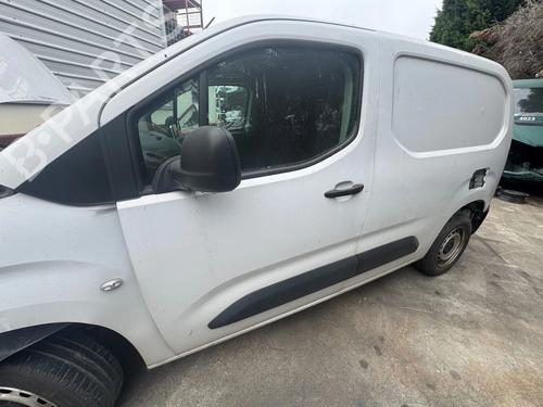 Used Left front door Left front door CITROËN BERLINGO Box Body/MPV (K9) 1.5 BlueHDi 100 (102 hp) 39982798 39982798
