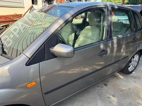 Used Left front door Left front door FORD FIESTA V (JH_, JD_) 1.4 16V (80 hp) 39989029 39989029
