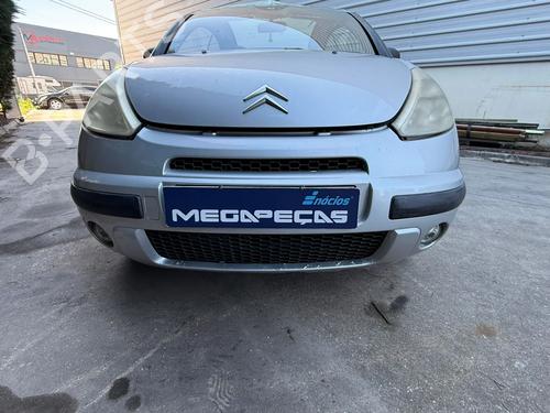 Used Front bumper Front bumper CITROËN C3 Pluriel (HB_) 1.4 (73 hp) 40011704 40011704