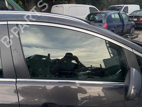 front-right-door-window-opel-astra-j-sports-tourer-p10-2010-2011-2012-2013-2014-2015-40077959 main image
