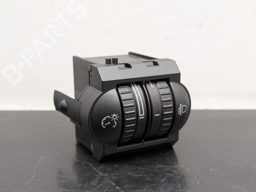Used Headlight switch Headlight switch VW GOLF VI (5K1) 2.0 TDI (140 hp) 40089617 40089617