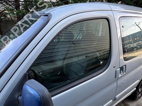 Used Front left door window Front left door window CITROËN BERLINGO / BERLINGO FIRST MPV (MF_, GJK_, GFK_) 2.0 HDI 90 (MFRHY) (90 hp) 40199710 40199710