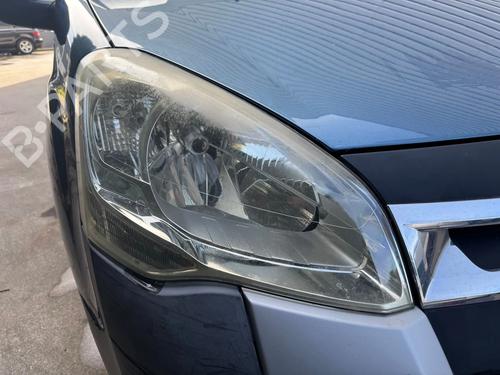 Used Right headlight Right headlight CITROËN BERLINGO MULTISPACE (B9) 1.6 HDi 90 (90 hp) 40199669 40199669