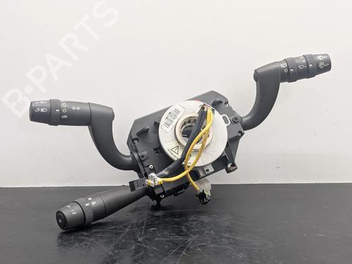 Used Steering column stalk Steering column stalk LANCIA MUSA (350_) 1.4 (350.AXA11, 350.AXA1A) (95 hp) 40256198 40256198