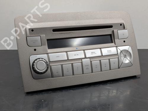 Used Radio Radio LANCIA MUSA (350_) 1.4 (350.AXA11, 350.AXA1A) (95 hp) 40256199 40256199