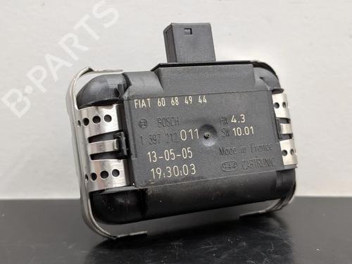 Used Electronic sensor Electronic sensor LANCIA MUSA (350_) 1.4 (350.AXA11, 350.AXA1A) (95 hp) 40257585 40257585