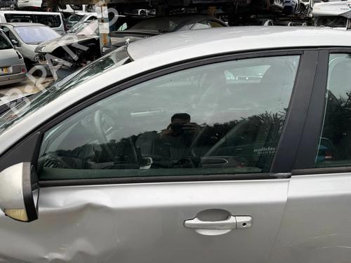 Used Front left door window Front left door window VOLVO S40 II (544) 2.0 CDI (133 hp) 40280768 40280768