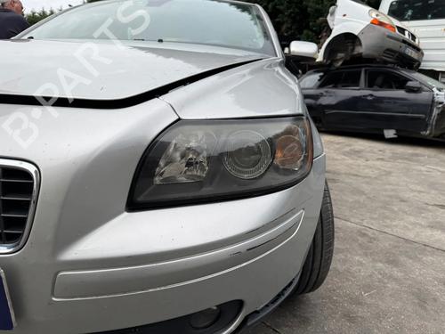 Used Left headlight Left headlight VOLVO S40 II (544) 2.0 CDI (133 hp) 40280756 40280756