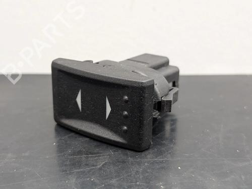 Used Right rear window switch Right rear window switch FORD MONDEO III (B5Y) 2.0 TDCi (130 hp) 40282074 40282074