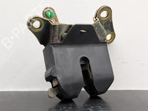 Used Tailgate lock Tailgate lock TOYOTA COROLLA (_E11_) 1.4 (EE111_, EE111R) (86 hp) 40319840 40319840