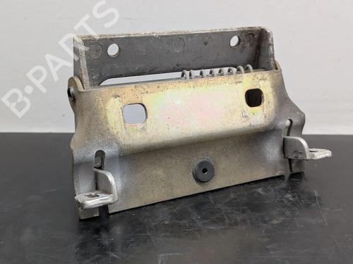 Used Support Support BMW 5 (E28) 524 td (115 hp) 40612465 40612465