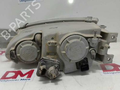 Right headlight HYUNDAI COUPE I (RD) 2.0 16V | BP12833615C29 