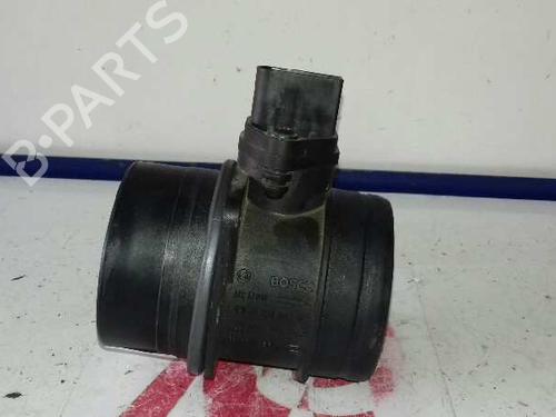 Used Mass air flow sensor VW TOUAREG (7LA, 7L6, 7L7) 2.5 R5 TDI (174 hp) 12639055
