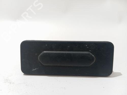 Used Tailgate handle RENAULT CLIO V (B7_) [2019-2026]  32516937