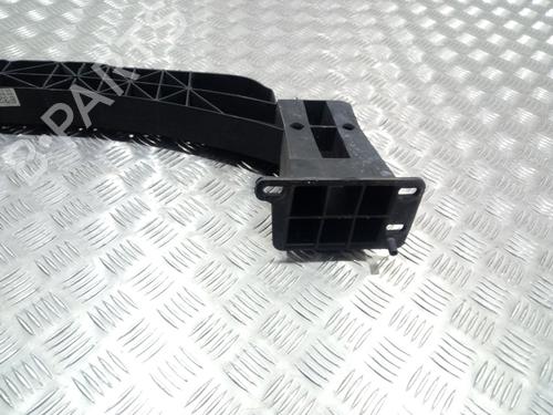 Crossmember PEUGEOT 308 I (4A_, 4C_)  | BP18137516C162 