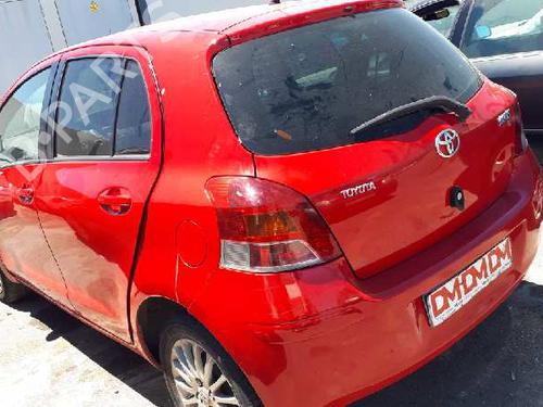 Cockpit TOYOTA YARIS (_P9_) 1.4 D-4D (NLP90_, NLP90R) | BP13539420C47 