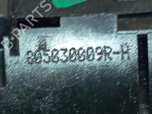Front left lock RENAULT MASTER III Van (FV) | BP37270235C98 - Image 4