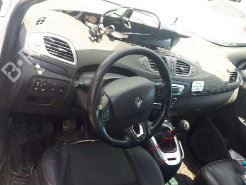 Warning switch RENAULT SCÉNIC III (JZ0/1_) | BP12839056I22