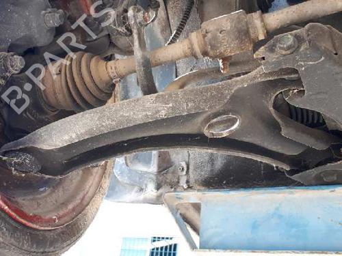 Højre fortil bærearm HYUNDAI i20 I (PB, PBT) [2008-2015]  15860569