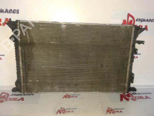 Used Water radiator AUDI A4 B8 Avant (8K5) [2007-2017]  12935291