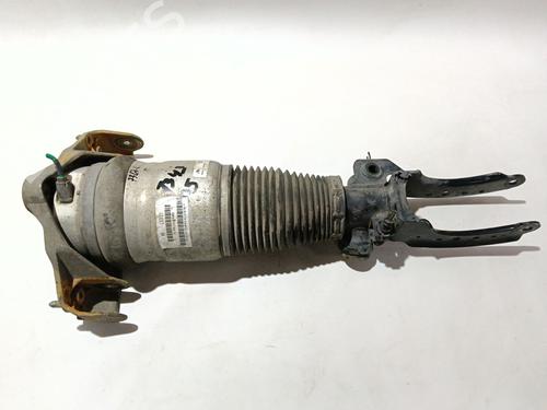 Used Right front shock absorber AUDI Q7 (4LB) 3.0 TDI quattro (233 hp) 31943199