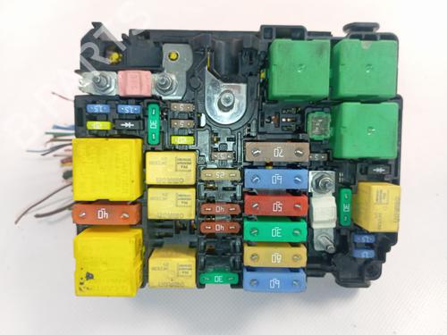 Used Fuse box Fuse box 36911330 36911330
