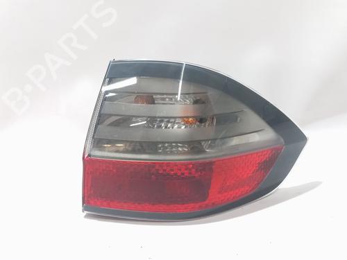 right-taillight-ford-s-max-wa6-2006-2007-2008-2009-2010-2011-2012-2013-2014-34439651 main image