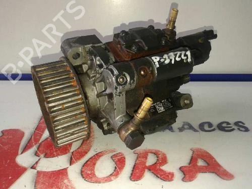 Used Injection pump RENAULT MEGANE II (BM0/1_, CM0/1_) 1.5 dCi (BM1E, CM1E) (106 hp) 12644656