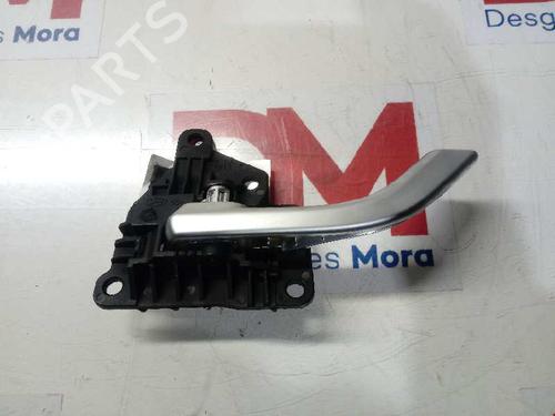 Used Front left interior door handle HYUNDAI i30 (PDE, PD, PDEN) [2016-2025]  30371390