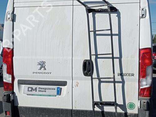 Left taillight PEUGEOT BOXER Van 2.2 BlueHDi 140 | BP30684976C34 