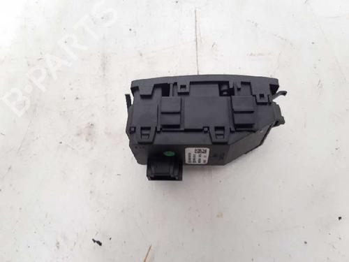 Warning switch MERCEDES-BENZ C-CLASS (W204)  | BP16697497I22 