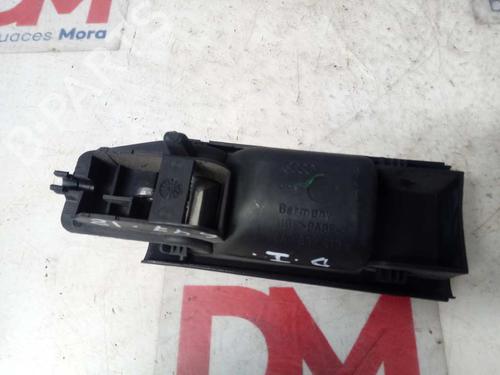 Front left interior door handle AUDI 100 C4 Saloon (4A2) 2.0 | BP18150902I13 